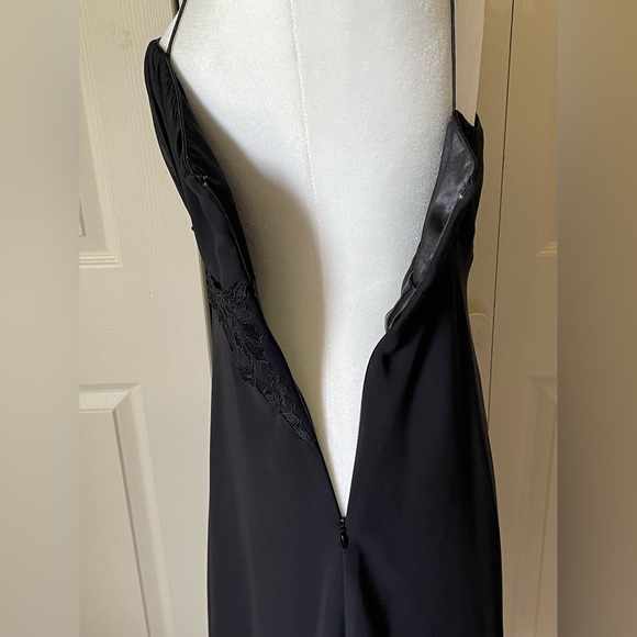 Liz Claiborne Dresses size 10 black rouched bodice with spaghetti straps - Picture 4 of 10